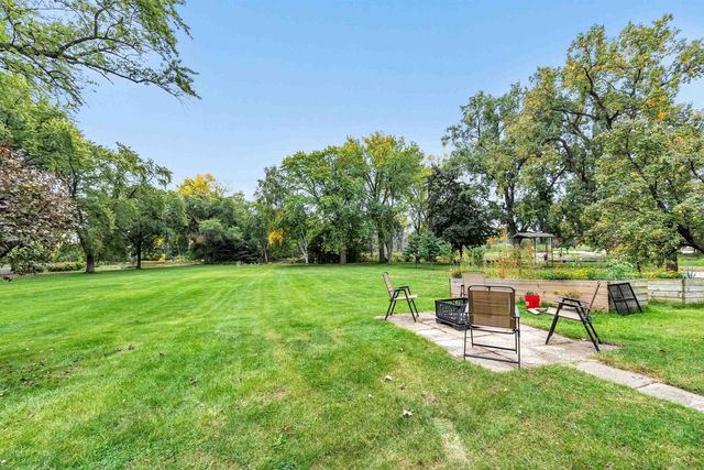 2839 S BROADWAY, Green Bay, WI 54304