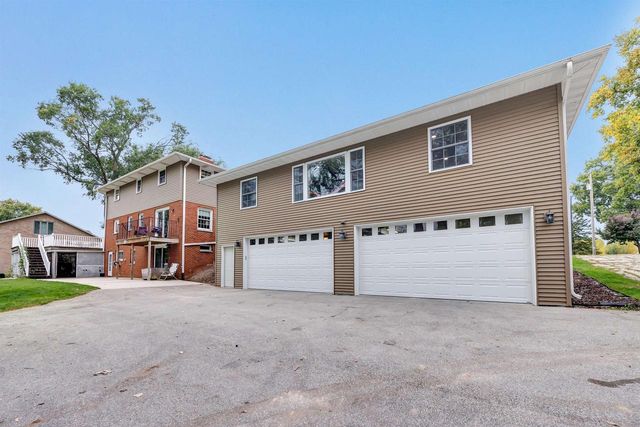 2839 S BROADWAY, Green Bay, WI 54304