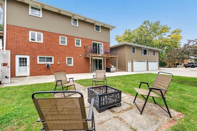 2839 S BROADWAY, Green Bay, WI 54304