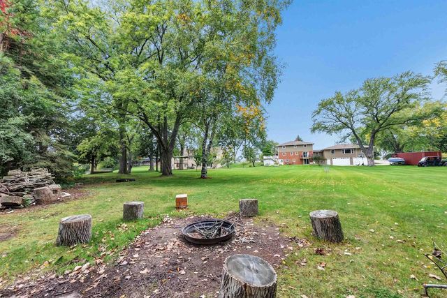 2839 S BROADWAY, Green Bay, WI 54304