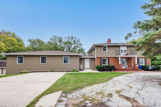 2839 S BROADWAY, Green Bay, WI 54304