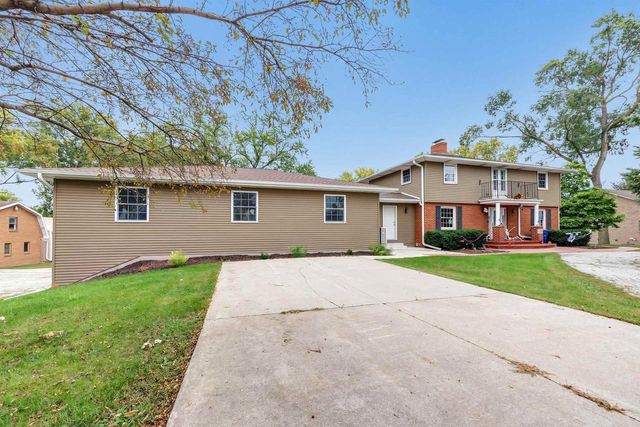 2839 S BROADWAY, Green Bay, WI 54304