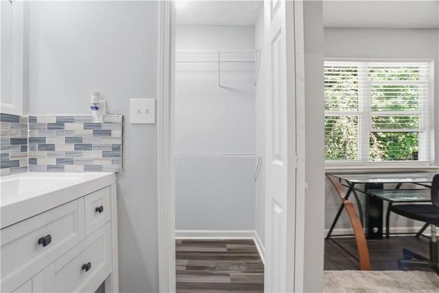 6544 River Park Drive, Riverdale, GA 30274