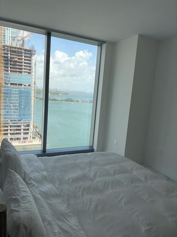 700 NE 26th Terrace 2006, Miami, FL 33137
