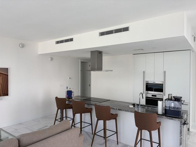 700 NE 26th Terrace 2006, Miami, FL 33137