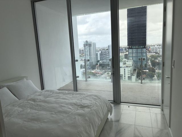 700 NE 26th Terrace 2006, Miami, FL 33137