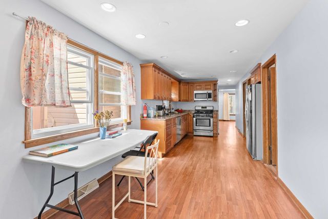 1835 W 34th Street, Chicago, IL 60608