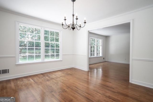 215 Lenox Road, Athens, GA 30606