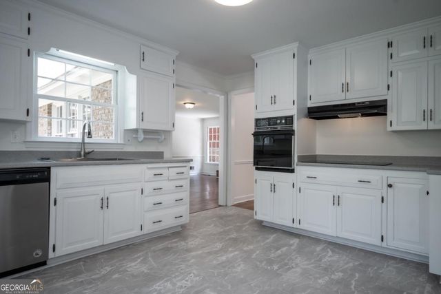 215 Lenox Road, Athens, GA 30606