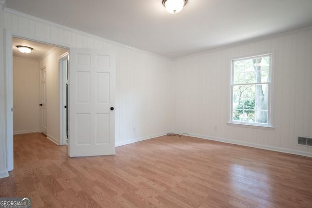 215 Lenox Road, Athens, GA 30606