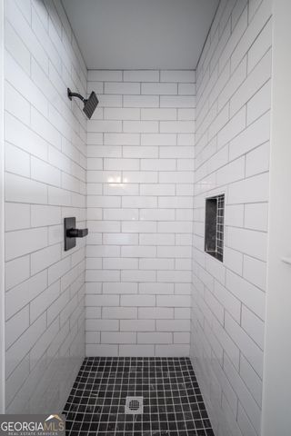 215 Lenox Road, Athens, GA 30606