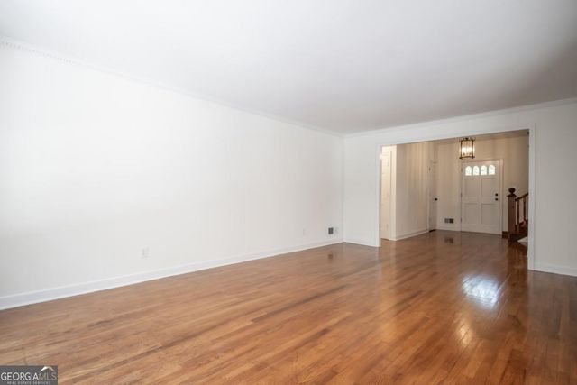 215 Lenox Road, Athens, GA 30606