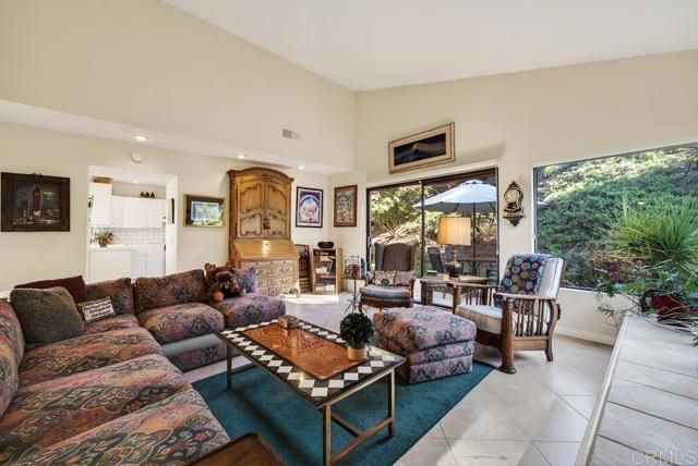 17721 Valle De Lobo, Poway, CA 92064