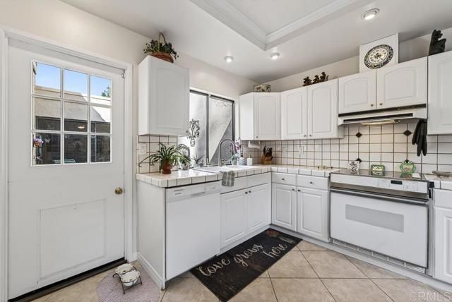 17721 Valle De Lobo, Poway, CA 92064