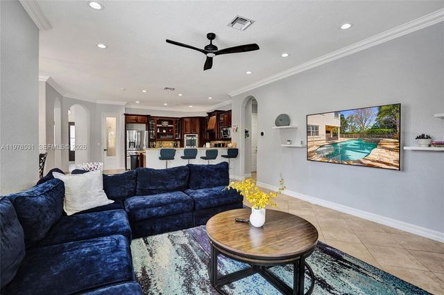 3402 Vanderbilt Dr, Wellington, FL 33414