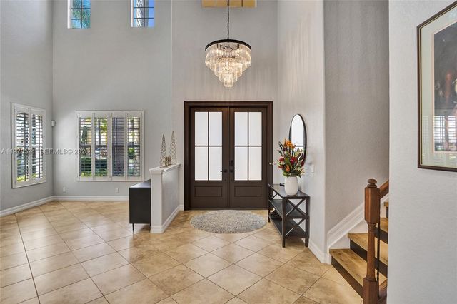 3402 Vanderbilt Dr, Wellington, FL 33414