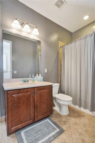 3402 Vanderbilt Dr, Wellington, FL 33414