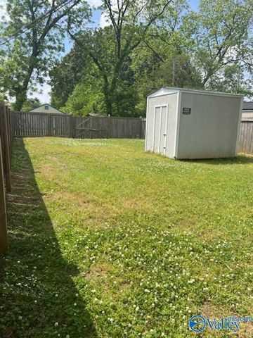 501 NW Memorial Drive, Decaturville, AL 35601