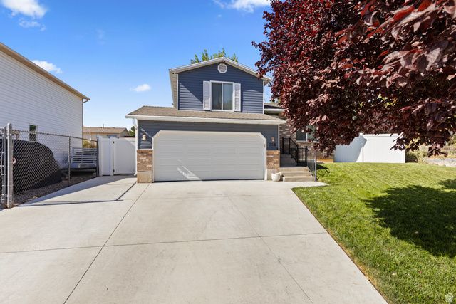208 W 1600 N, Layton, UT 84041