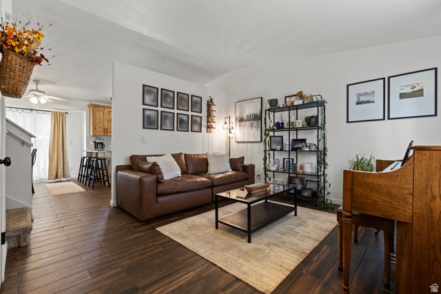 208 W 1600 N, Layton, UT 84041