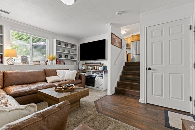 208 W 1600 N, Layton, UT 84041