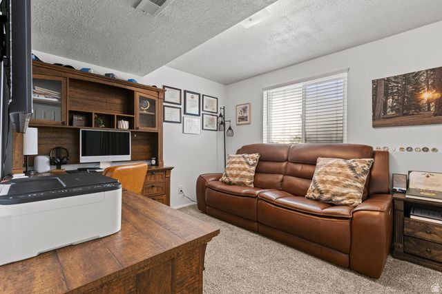 208 W 1600 N, Layton, UT 84041