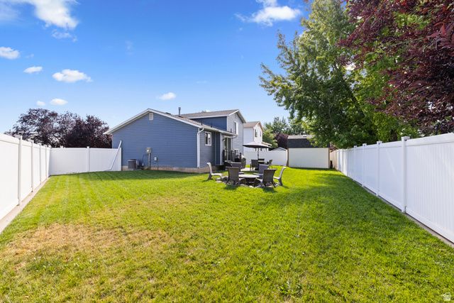 208 W 1600 N, Layton, UT 84041