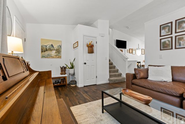 208 W 1600 N, Layton, UT 84041