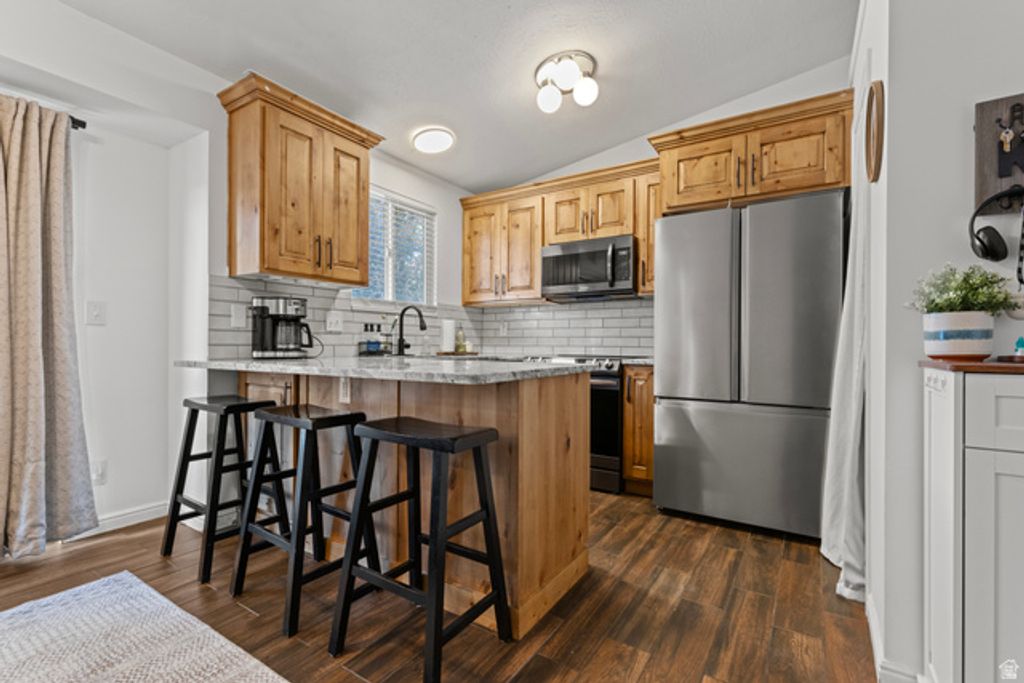 208 W 1600 N, Layton, UT 84041 — photo 3