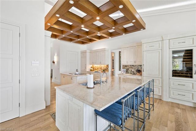 40 32nd AVE S, Naples, FL 34102