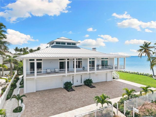 40 32nd AVE S, Naples, FL 34102