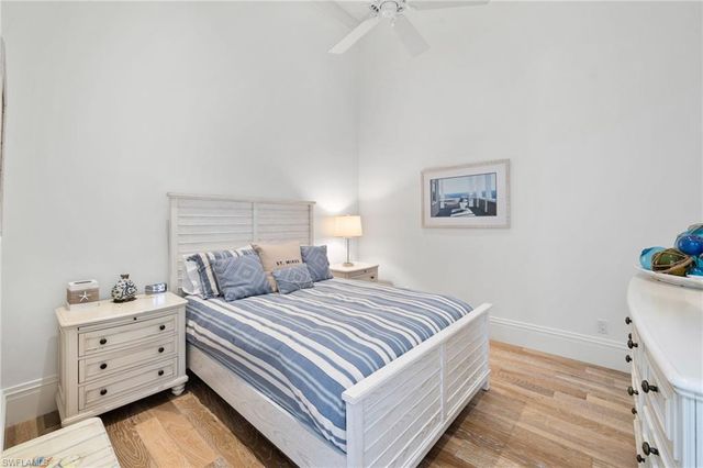 40 32nd AVE S, Naples, FL 34102