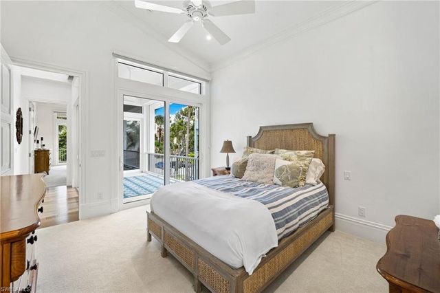 40 32nd AVE S, Naples, FL 34102