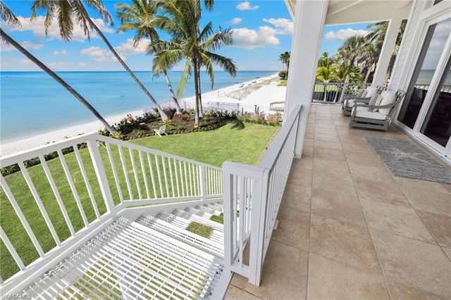 40 32nd AVE S, Naples, FL 34102