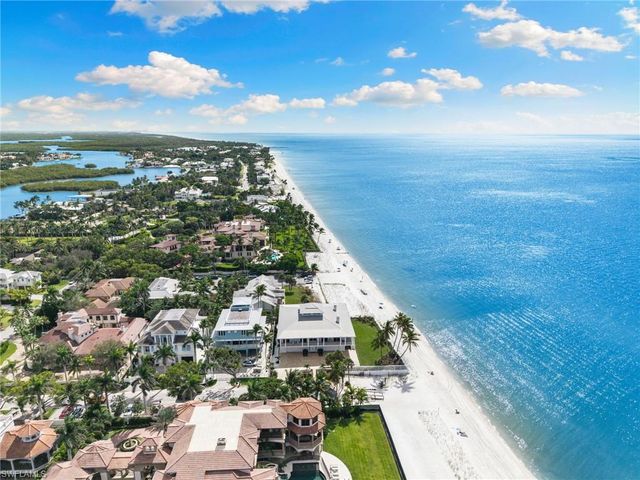 40 32nd AVE S, Naples, FL 34102