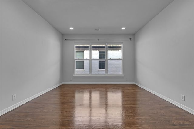 133 W 130th Place S, Jenks, OK 74037