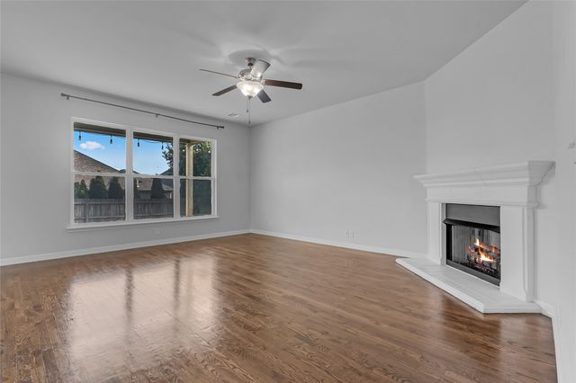 133 W 130th Place S, Jenks, OK 74037