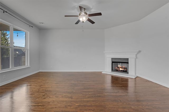 133 W 130th Place S, Jenks, OK 74037