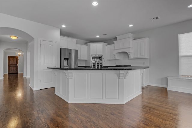 133 W 130th Place S, Jenks, OK 74037