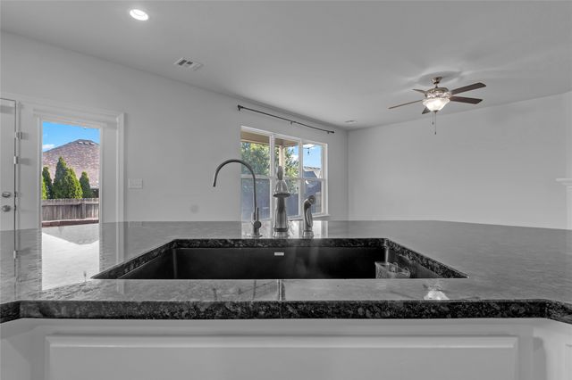 133 W 130th Place S, Jenks, OK 74037