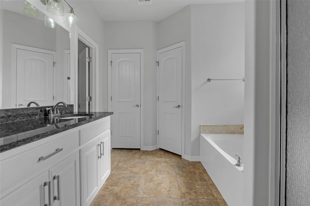 133 W 130th Place S, Jenks, OK 74037