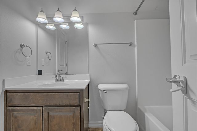 133 W 130th Place S, Jenks, OK 74037
