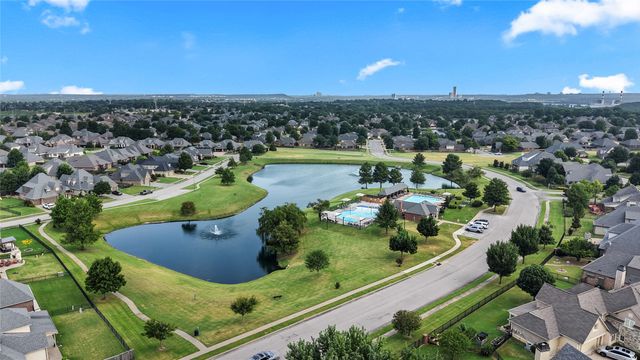 133 W 130th Place S, Jenks, OK 74037