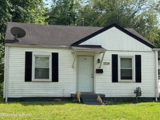 2728 Algonquin Pkwy, Louisville, KY 40210
