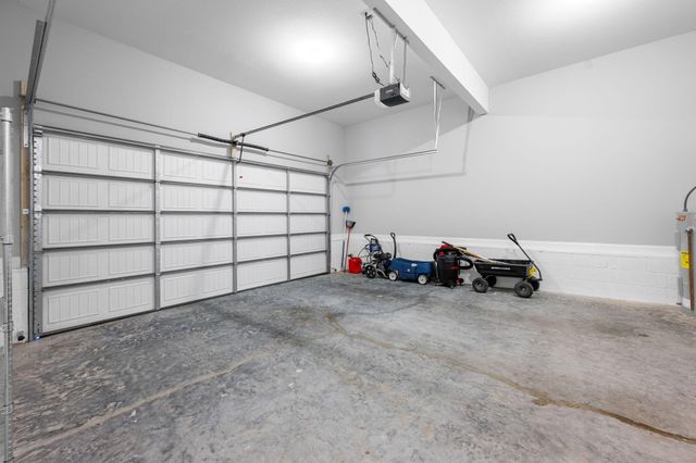 8938 Cattails Creek Way, Ooltewah, TN 37363