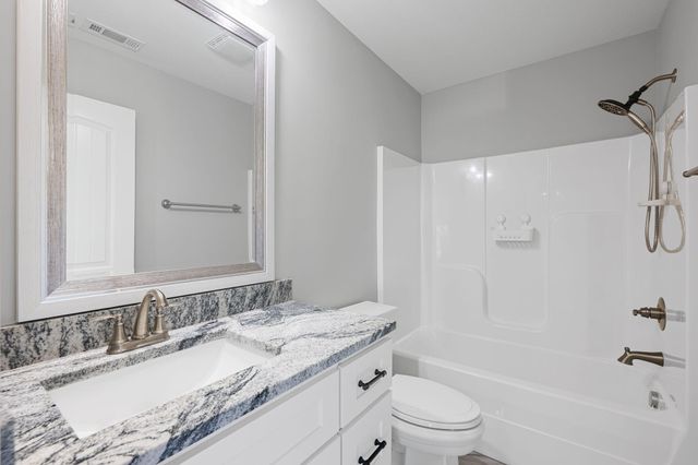 8938 Cattails Creek Way, Ooltewah, TN 37363