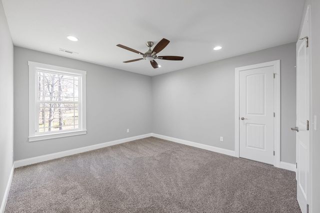 8938 Cattails Creek Way, Ooltewah, TN 37363