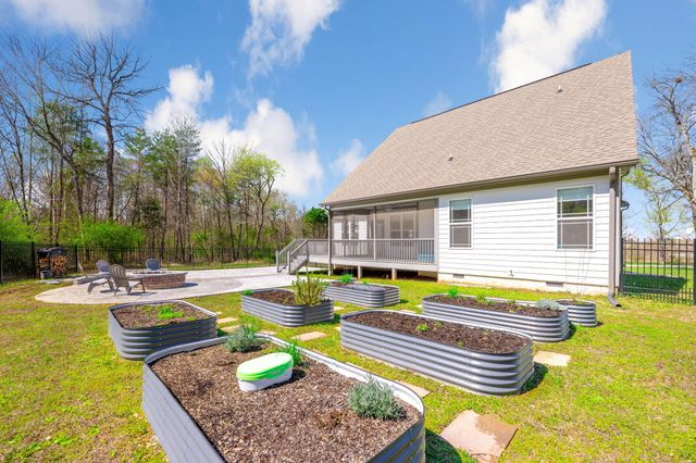 8938 Cattails Creek Way, Ooltewah, TN 37363