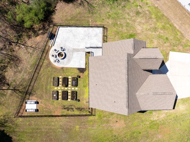 8938 Cattails Creek Way, Ooltewah, TN 37363