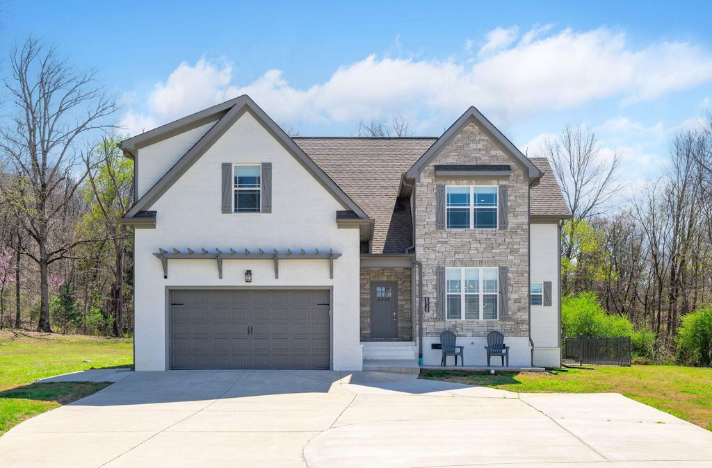8938 Cattails Creek Way, Ooltewah, TN 37363